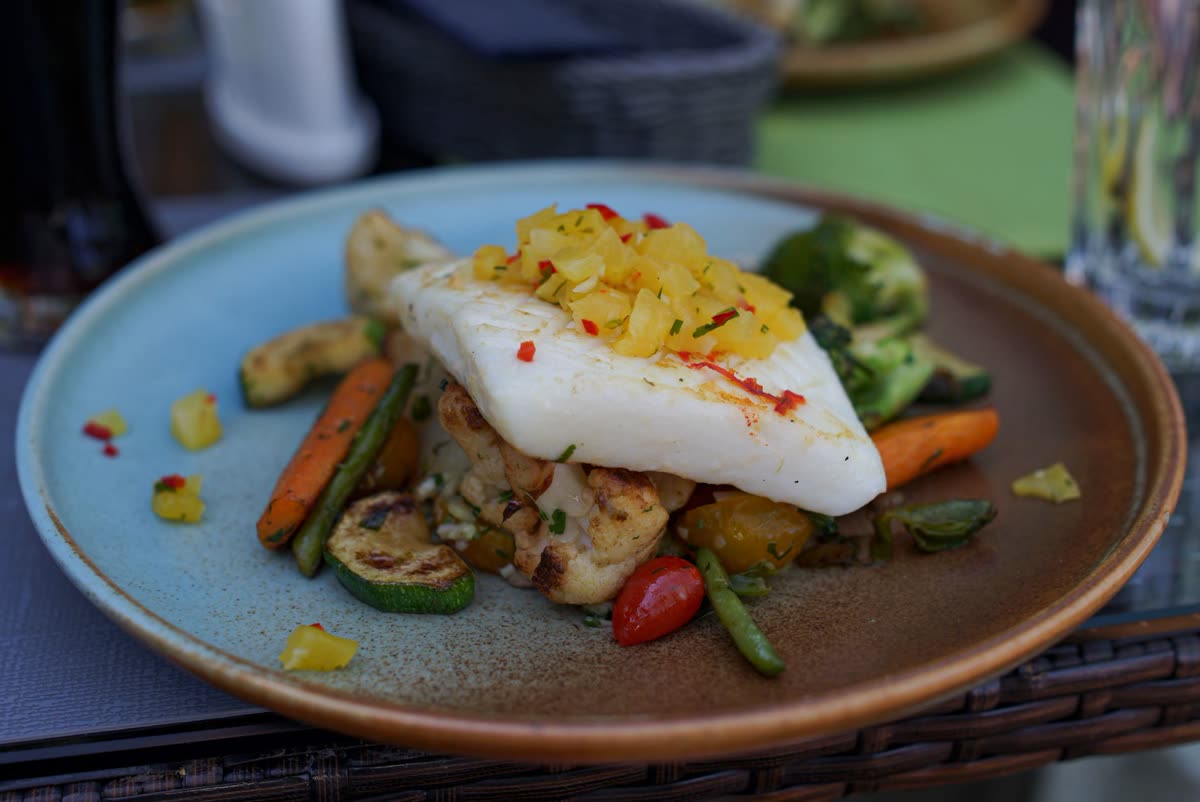 Papillote de cabillaud aux légumes d'été et petite touche exotique